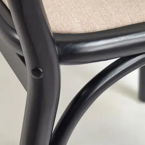 Silla Doriane madera poliéster lacado negro
