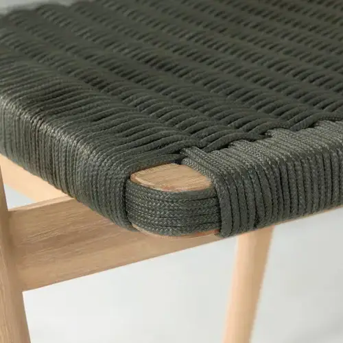 Silla Majela madera maciza eucalipto acabado roble verde