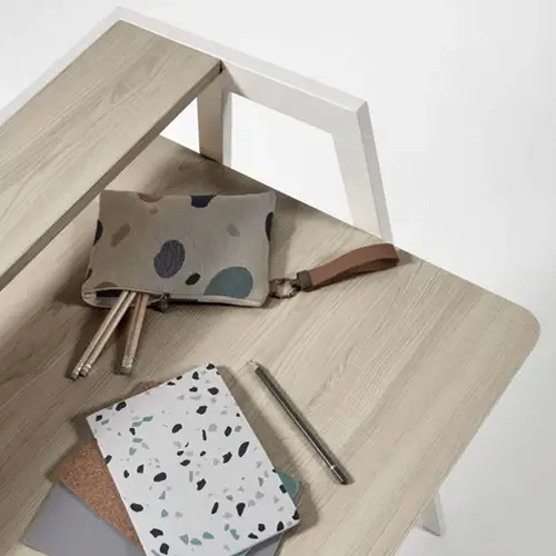 Escritorio Aarhus metal acabado melamina blanco