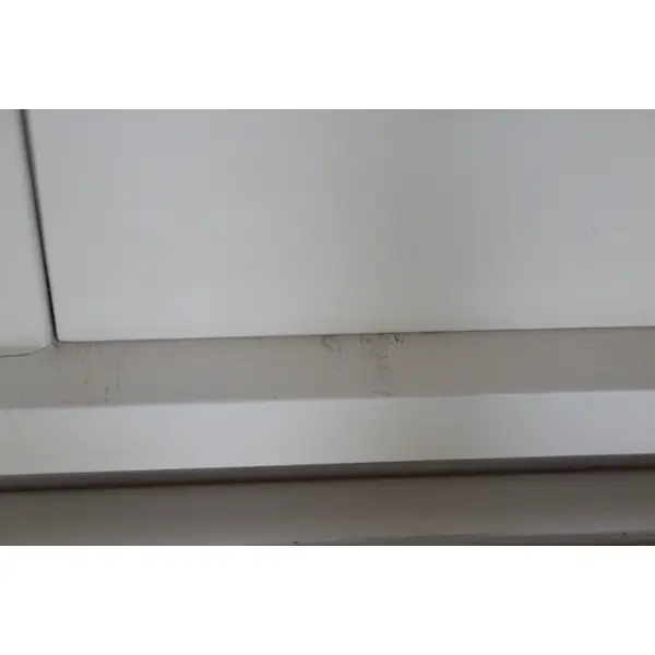 Buro colonial de 100 Persiana Blanco. Lig defectos