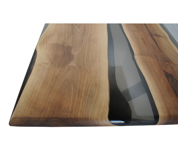 Mesa de comedor nogal macizo Trender