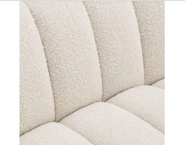 Sofá crema tapizado bouclé Kelly