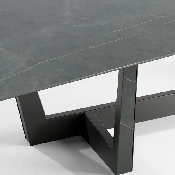 Mesa de comedor rectangular porcelánico y metal Art Bonaldo