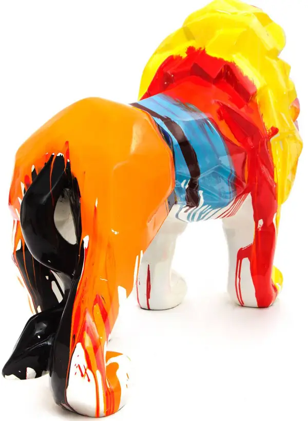 León multicolor de poliresina