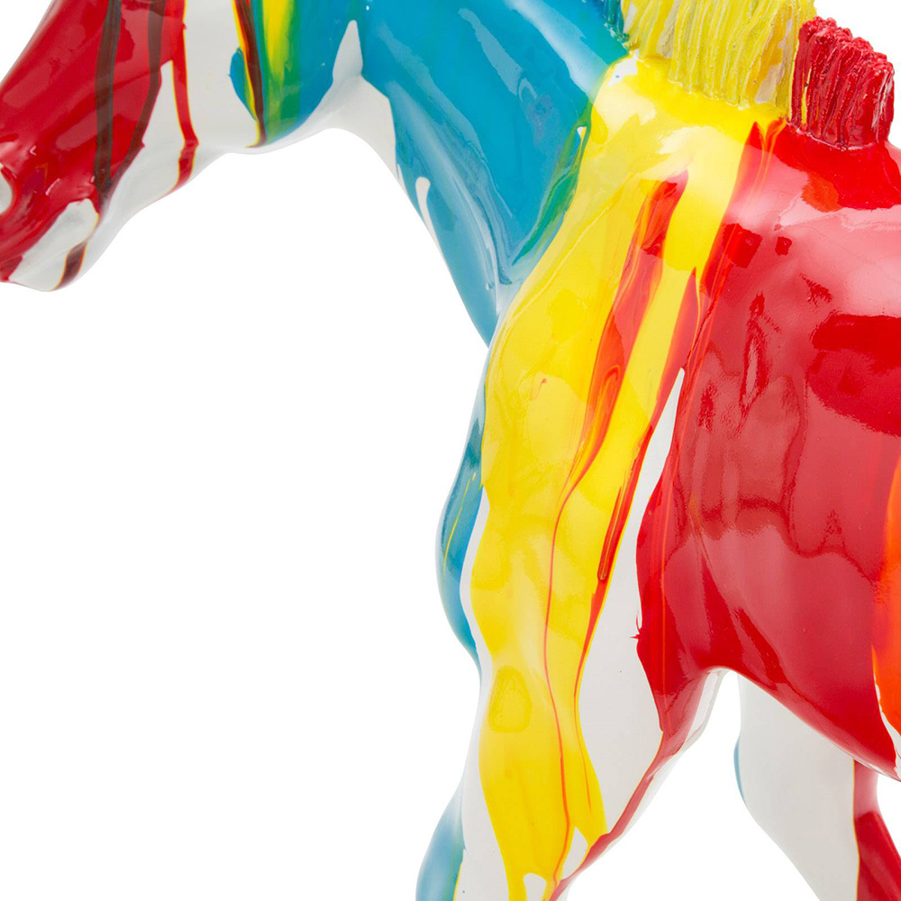 Caballo multicolor de poliresina