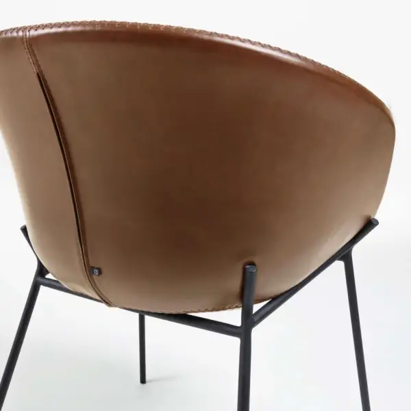 Silla de piel sintética marrón Yvette