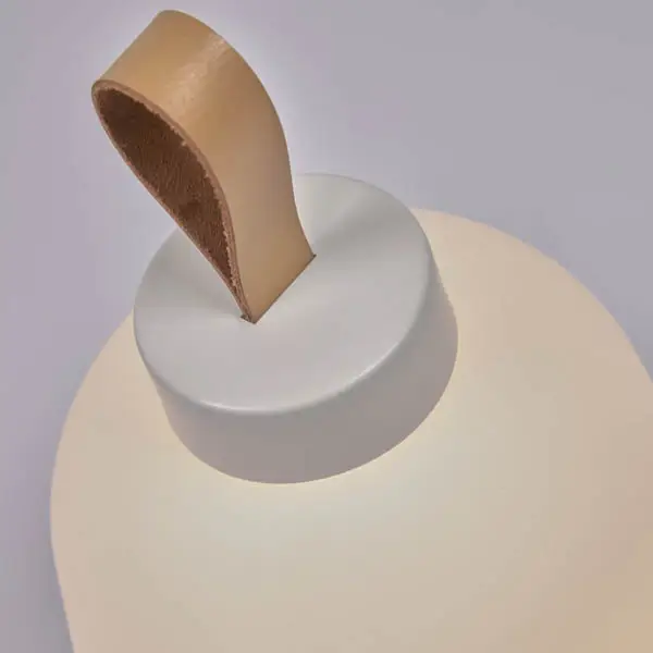 Lámpara de mesa Udiya exterior portátil