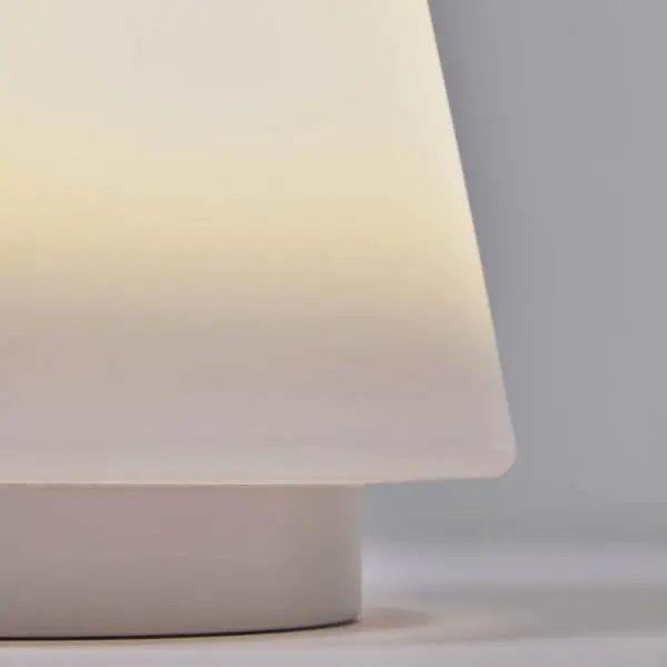 Lámpara de mesa Udiya exterior portátil
