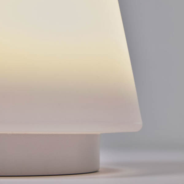 Lámpara de mesa Udiya exterior portátil