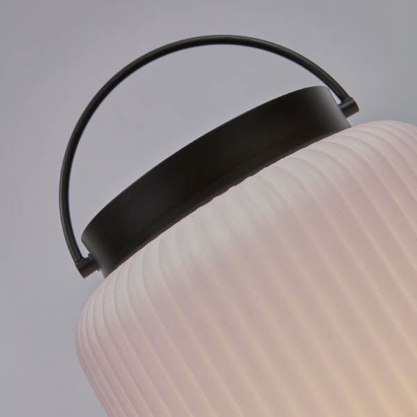Lámpara de mesa verina exterior portátil negra