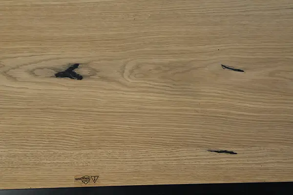 Mesa de tv de diseño Arista roble salvaje lig.defectos