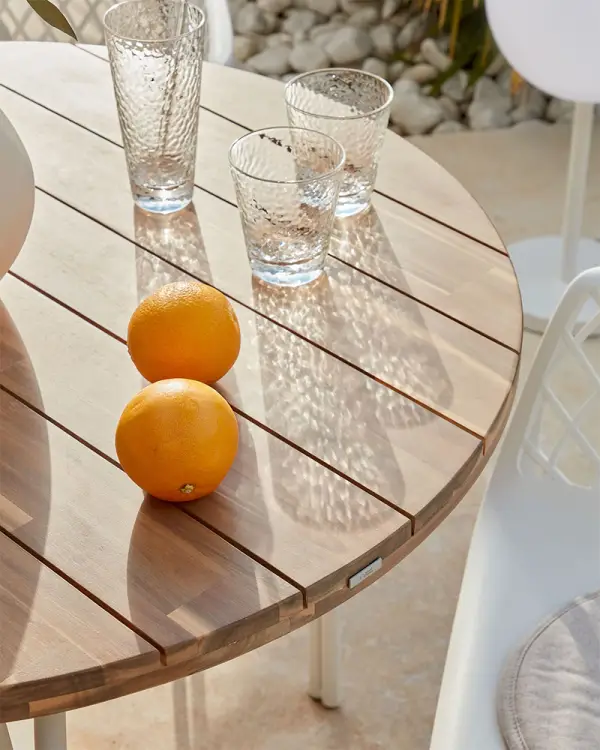 Mesa de comedor redonda jardín madera maciza Cailin