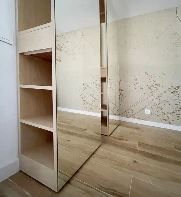 Espejo vestidor con cajón estrecho natural