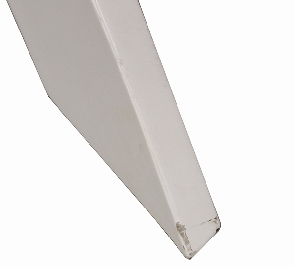 Mesa de comedor nogal oscuro y metal blanco Lig.defectos