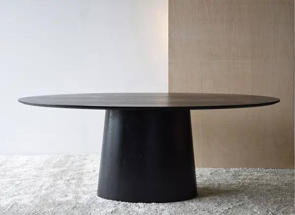 Mesa de comedor oval negra madera de fresno pie central