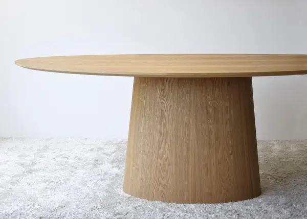 Mesa de comedor oval natural madera de fresno pie central