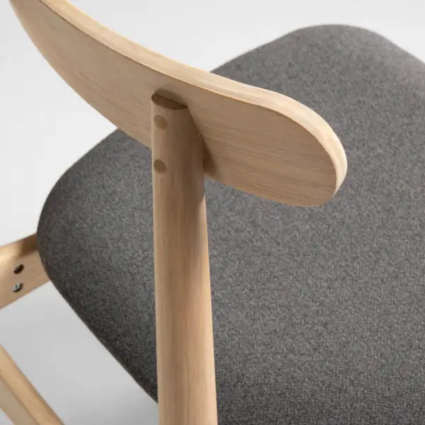 Silla gris oscuro Mena