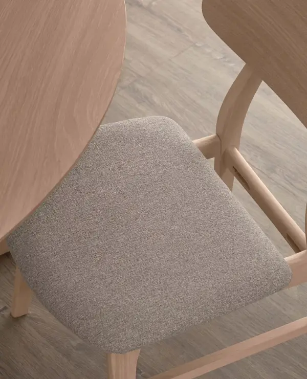 Silla de madera con roble Selia
