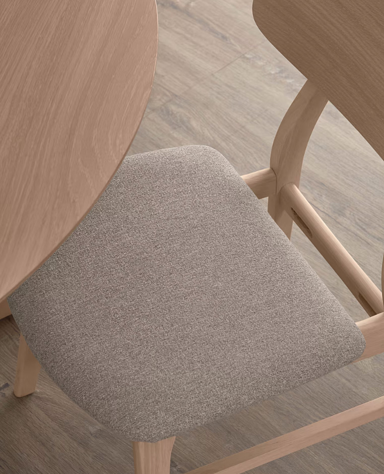 Silla de madera con roble Selia