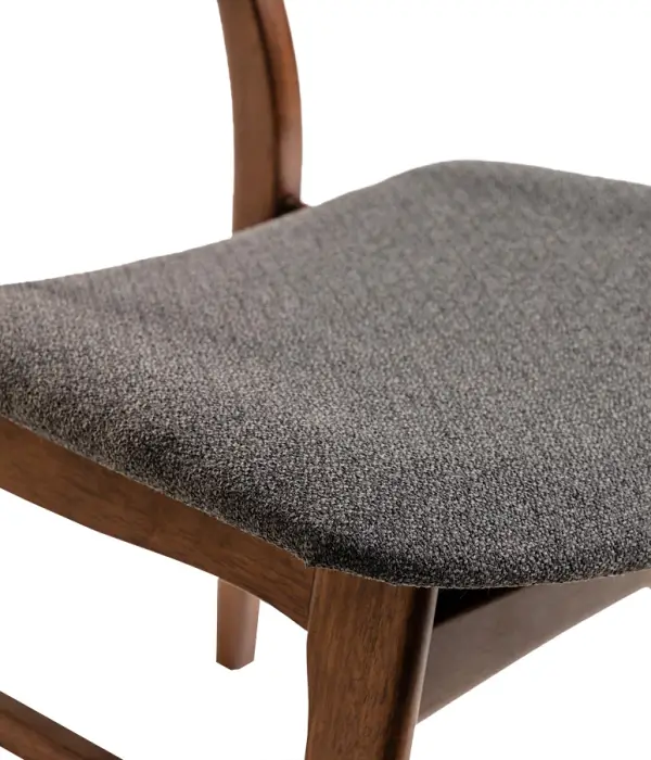 Silla de madera con nogal Selia