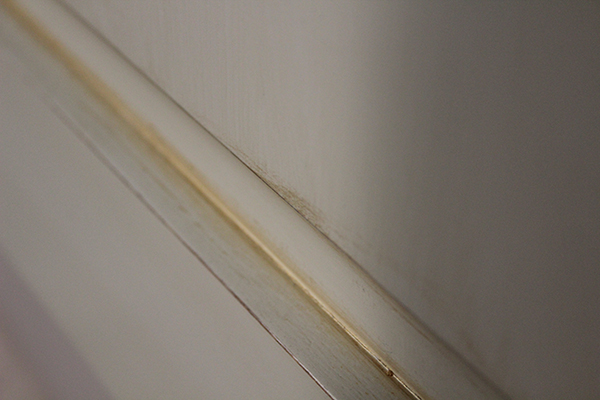 Cabecero Vintage Blanco Roto y dorado