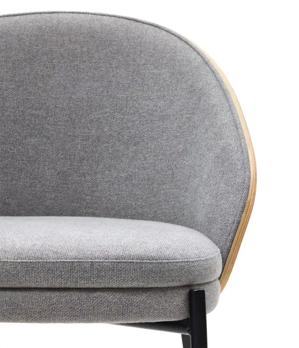 Silla trasera de fresno tapazada en gris pata metálica negra Eamy