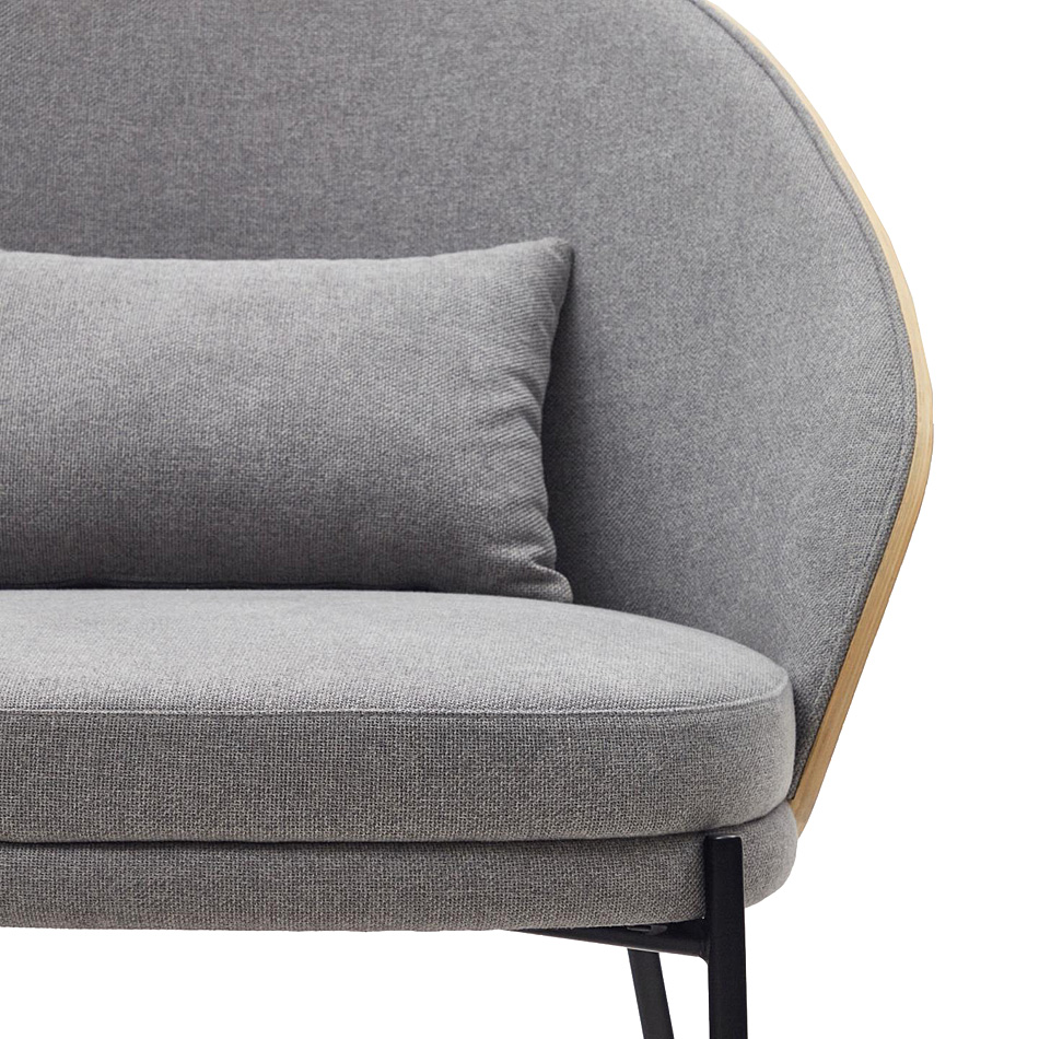 Sillón de fresno tapizado en gris pata metálica negra Eamy