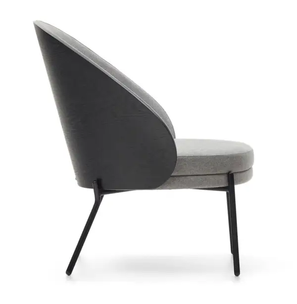 Sillón de fresno negro tapizado en gris pata metálica negra Eamy