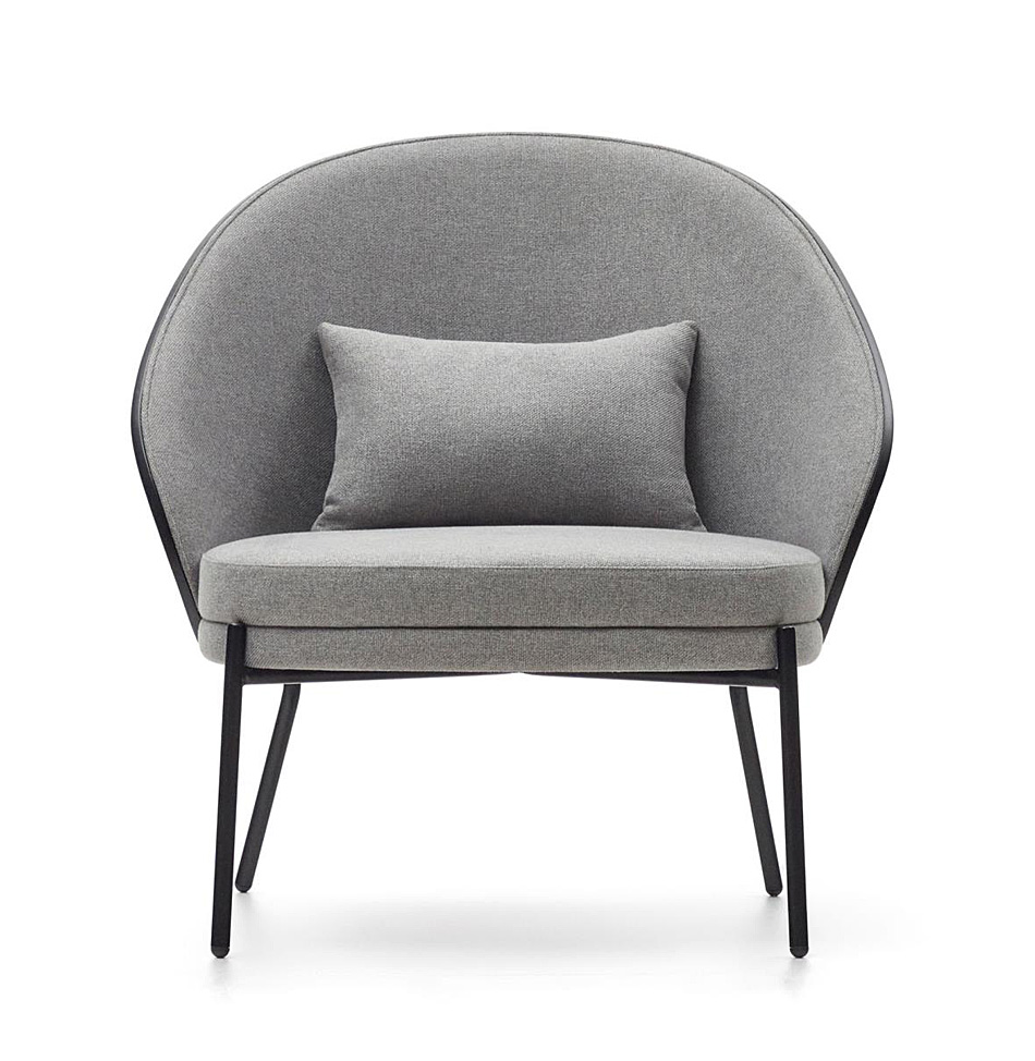 Sillón de fresno negro tapizado en gris pata metálica negra Eamy