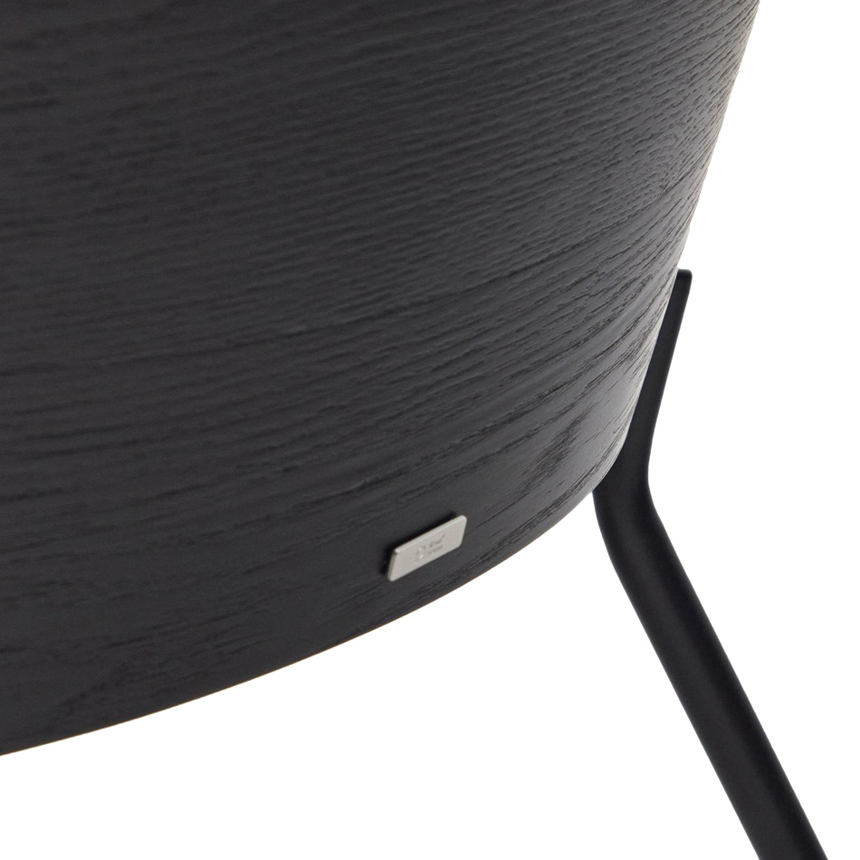 Sillón de fresno negro tapizado en gris pata metálica negra Eamy