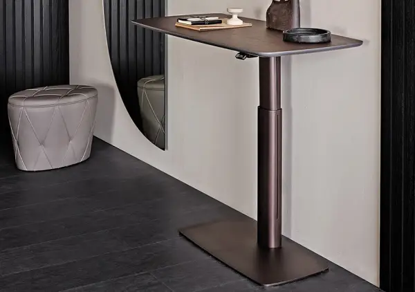 Mesa de escritorio ajustable eléctricamente madera Runner