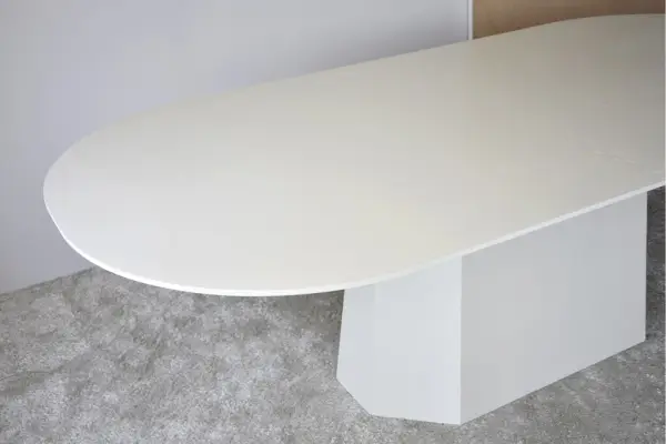 Mesa de comedor fresno natural Facetas