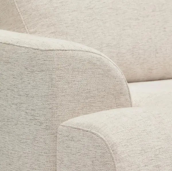 Sofá blanco y patas de madera maciza de haya Karin