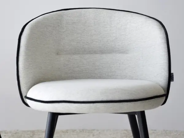 Set de 2 sillas de comedor tapizadas Gina