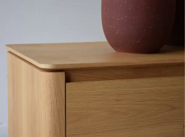 Mueble de televisión roble Kartell