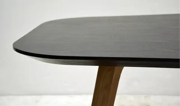 Mesa de comedor rectangular fresno negro Thera