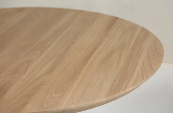 Mesa circular roble macizo Scar