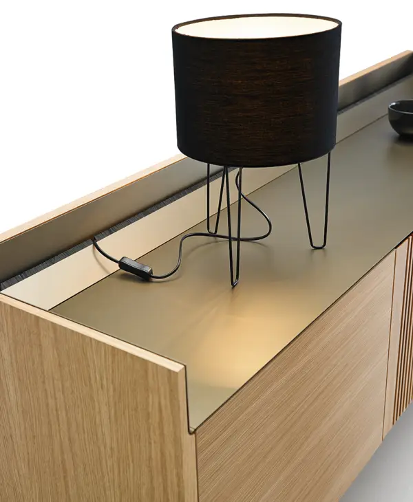 Mesa de televisión 3 puertas palilleria Stockholm