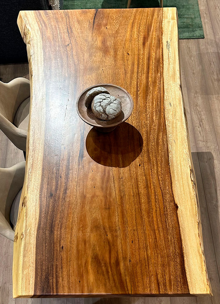 Mesa de comedor industrial madera maciza de Saman