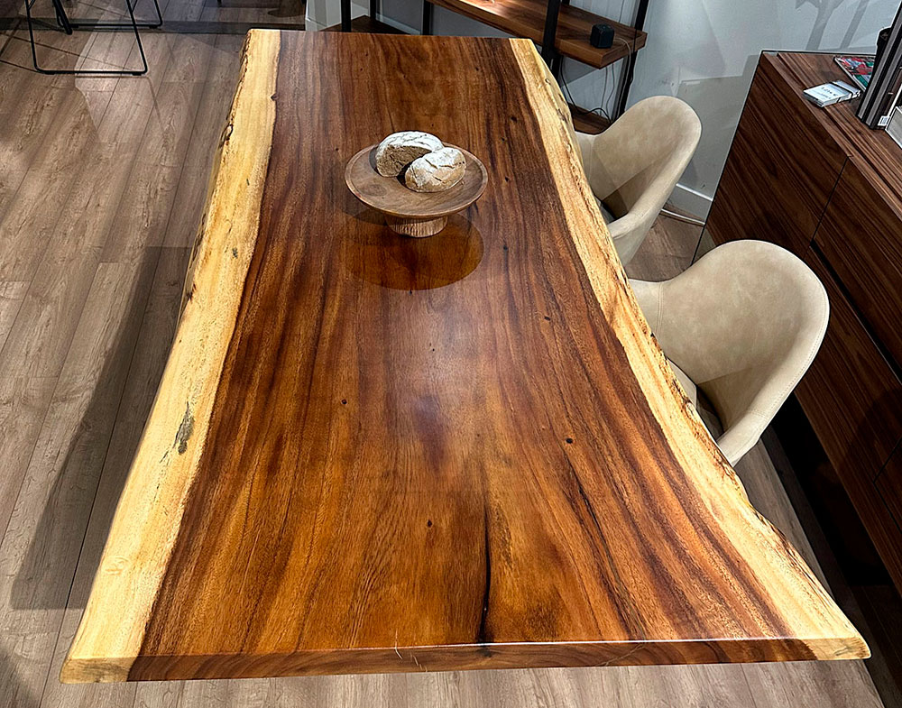 Mesa de comedor industrial madera maciza de Saman