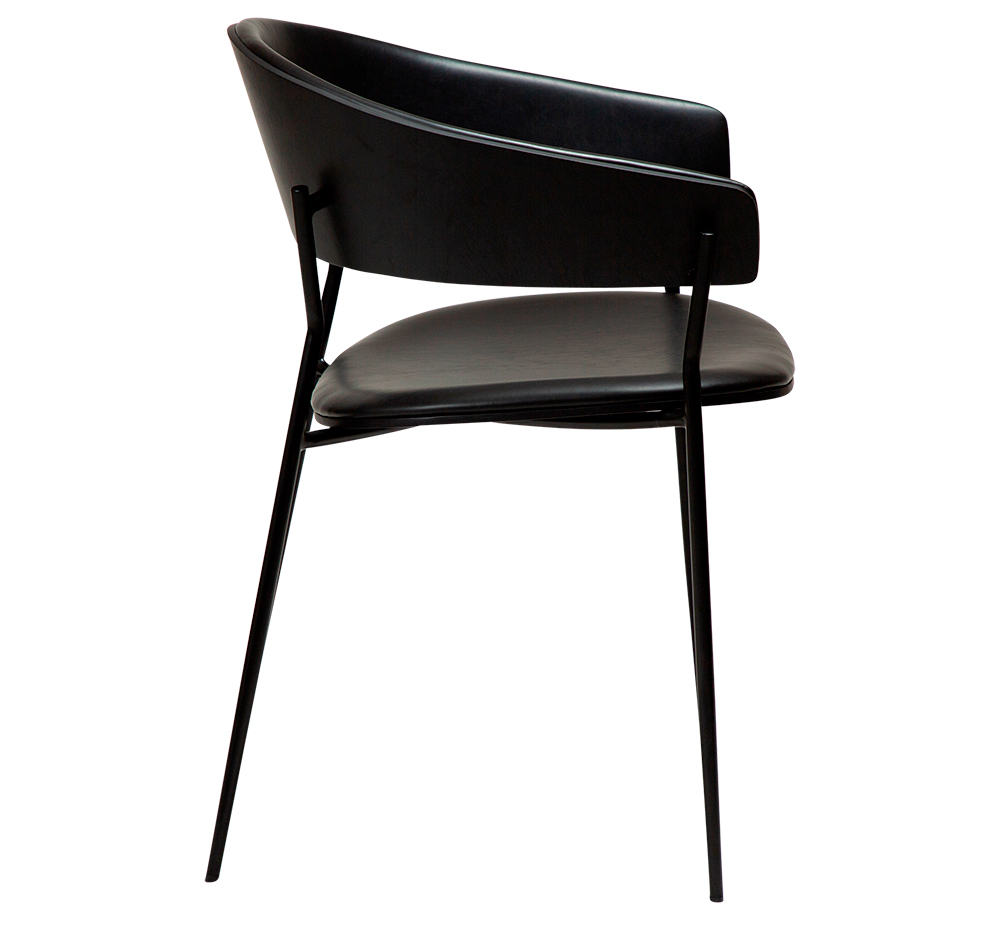 Silla cuero negro y madera negra Cuna