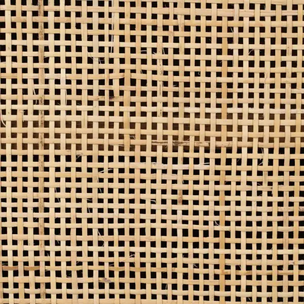 Armario de madera natural y ratán