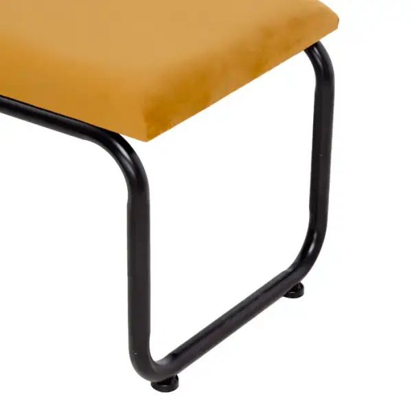 Banqueta de terciopelo color ocre Hindarsfjall