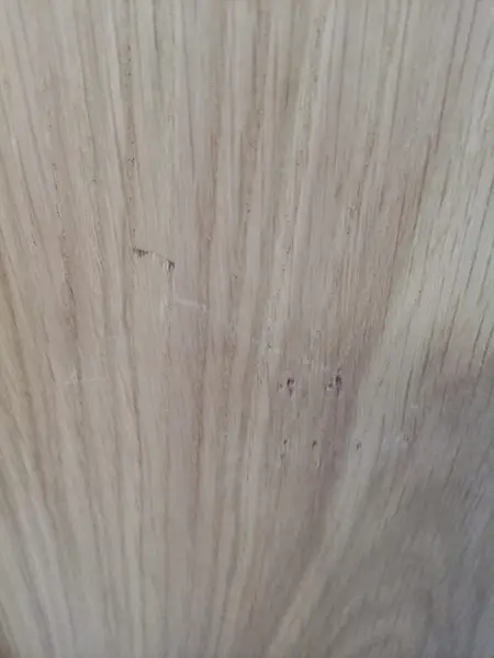 Armario 4 puertas borgen roble con defectos