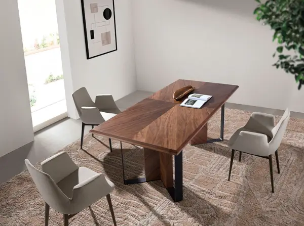 Mesa de centro rectangular en nogal y acero negro Hollow