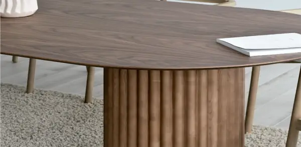 Mesa de comedor ovalada listones Biorn