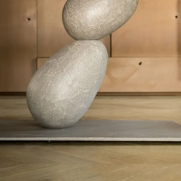 Mesa de comedor de piedra Matera by Mogg