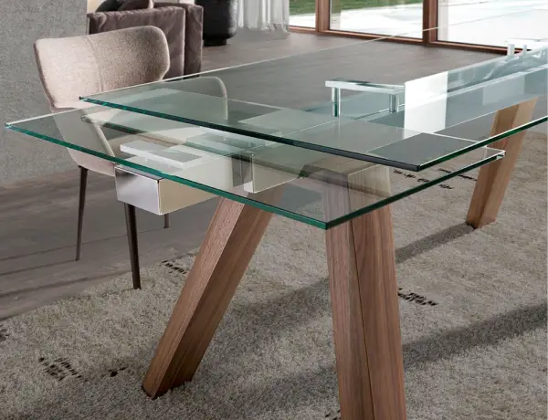 Mesa de comedor extensible cristal templado y nogal Tista