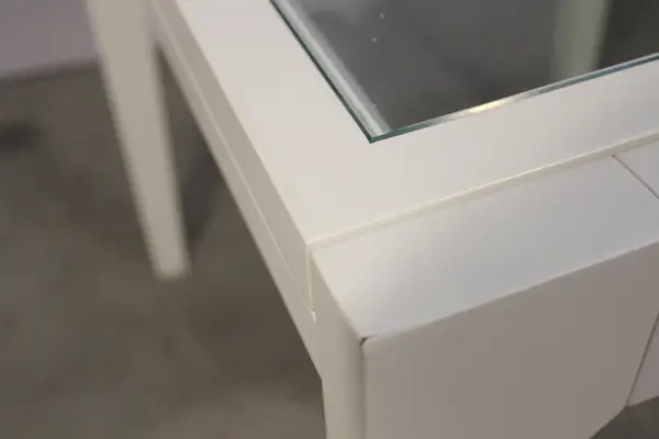 Mesa extensible nórdica Saitama blanco Lig.defectos