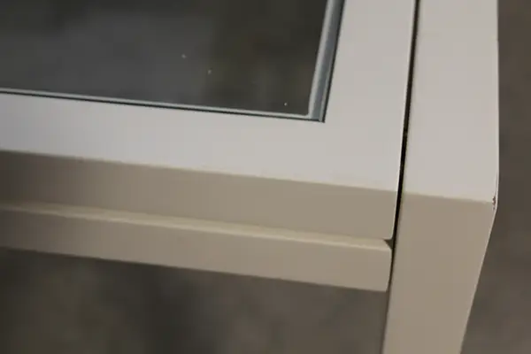 Mesa extensible nórdica Saitama blanco Lig.defectos